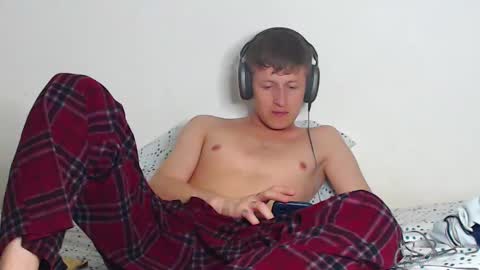 Snapshot of anthonnymorrison chatting on 01.20.25 leon online show from 01.20.25