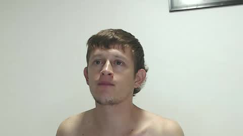 Snapshot of anthonnymorrison chatting on 02.02.25 leon online show from 02.02.25