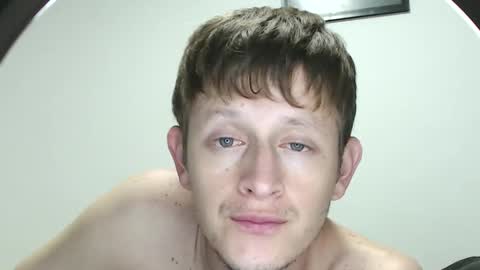 Snapshot of anthonnymorrison chatting on 02.04.25 leon online show from 02.04.25