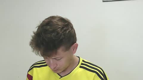 Snapshot of anthonnymorrison chatting on 02.09.25 leon online show from 02.09.25