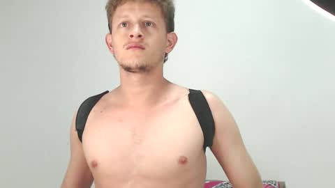 Snapshot of anthonnymorrison chatting on 02.14.25 leon online show from 02.14.25