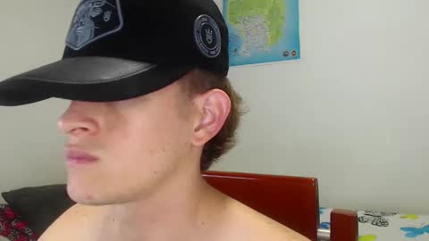 Snapshot of anthonnymorrison chatting on 02.22.25 leon online show from 02.22.25