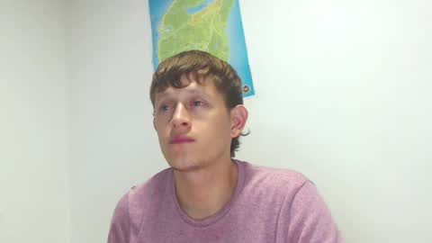Snapshot of anthonnymorrison chatting on 03.05.25 leon online show from 03.05.25