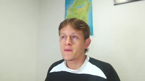 Snapshot of anthonnymorrison chatting on 03.10.25 leon online show from 03.10.25