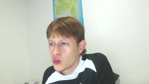 Snapshot of anthonnymorrison chatting on 03.11.25 leon online show from 03.11.25
