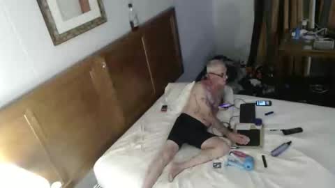 anthonystevens1075 online show from 12.02.25