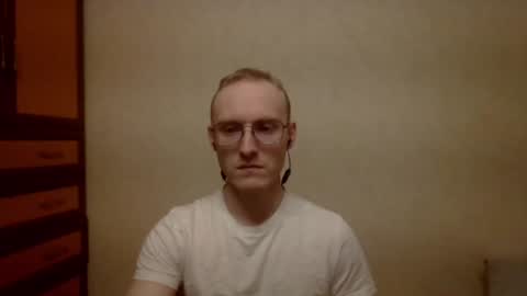 Snapshot of anthonythorn chatting on 01.11.25 anthonythorn online show from 01.11.25