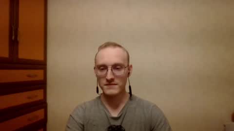 Snapshot of anthonythorn chatting on 01.12.25 anthonythorn online show from 01.12.25