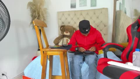 Snapshot of anthoy_wayans chatting on 02.18.26 online show from 02.18.26