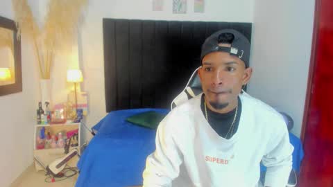 Snapshot of anthoy_wayans chatting on 02.21.26 online show from 02.21.26