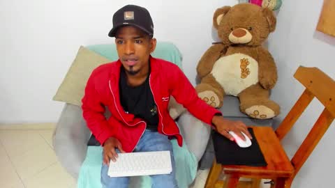 Snapshot of anthoy_wayans chatting on 03.06.26 online show from 03.06.26