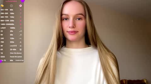 Snapshot of antionettepulgarin chatting on 03.24.26 Viktoria online show from 03.24.26
