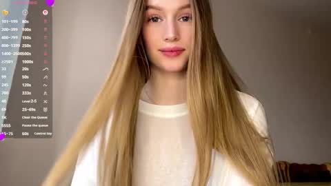 Snapshot of antionettepulgarin chatting on 04.06.26 Viktoria online show from 04.06.26