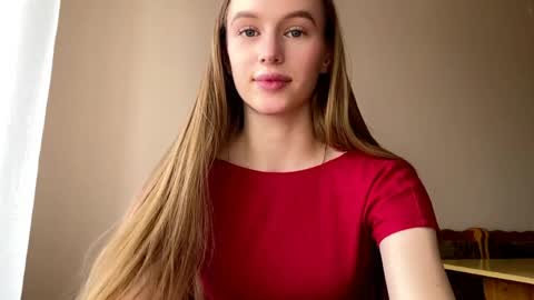 Snapshot of antionettepulgarin chatting on 04.10.26 Viktoria online show from 04.10.26