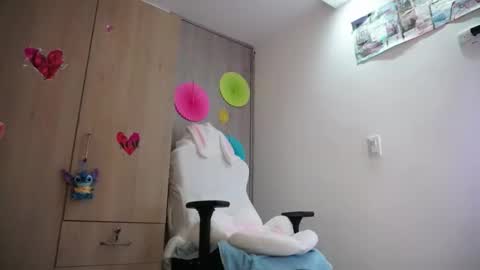 Snapshot of anto_sweet18 chatting on 09.16.25 My birthday is on december 2nd surprise me with a gift from my amazonlist online show from 09.16.25