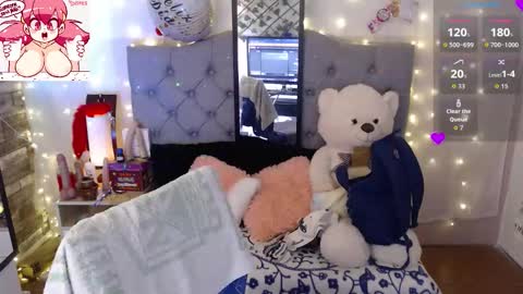 Snapshot of antolyh_c chatting on 09.18.25 antolyh_c online show from 09.18.25