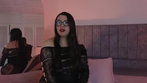 Snapshot of antonella_1998_ chatting on 05.30.26 Antonella online show from 05.30.26