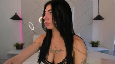 Antonella online show from 10.01.25