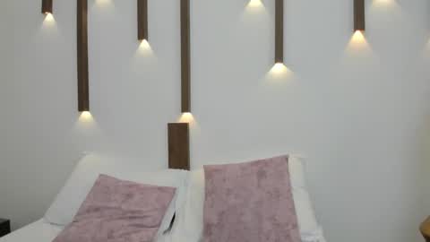 A N T O N E L L A  online show from 02.10.25