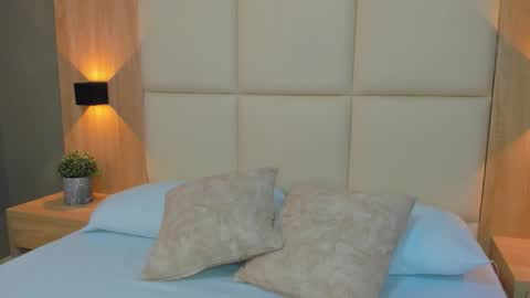 A N T O N E L L A  online show from 11.29.25