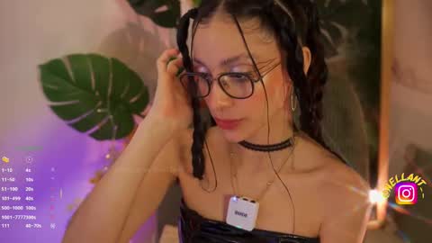 Nell. online show from 03.08.26