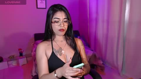 Snapshot of antonella_miller19 chatting on 06.16.26 Antonella online show from 06.16.26