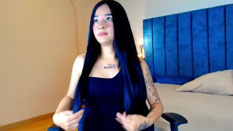 Snapshot of antonella_prada_ chatting on 02.27.26 antonella online show from 02.27.26