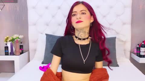 AntonellaEscudero online show from 04.23.26