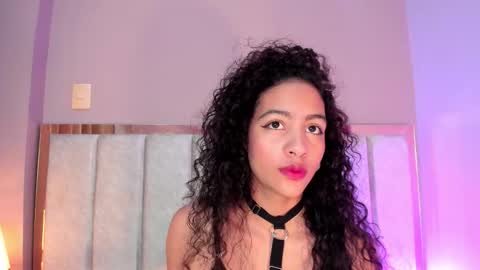 AntonellaHall  online show from 11.22.25