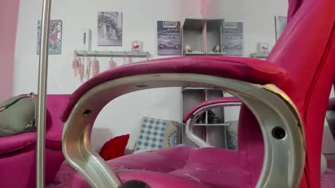 ANTONELLA online show from 10.01.25