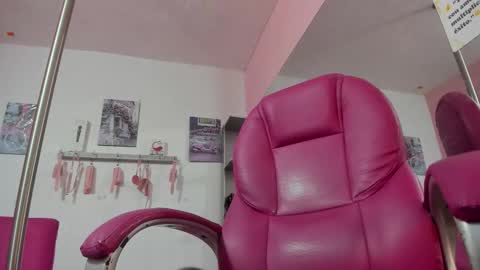 ANTONELLA online show from 10.06.25