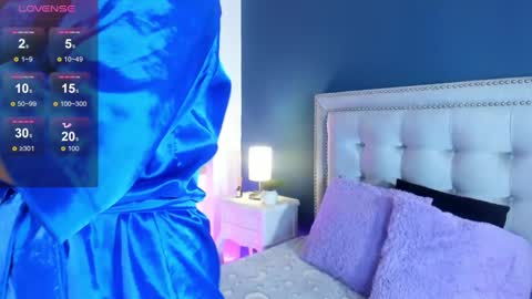 Sarah online show from 12.23.24