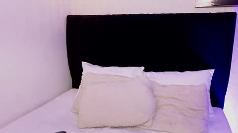 antonellariva_ online show from 02.05.26