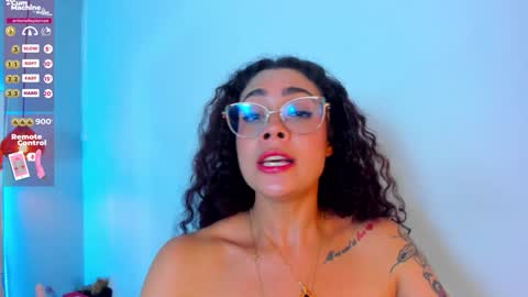 A N T O N E L L E  online show from 01.26.25