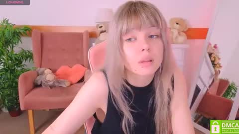 antonia_ferrero online show from 11.23.25