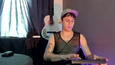 antonnello_ online show from 12.05.25