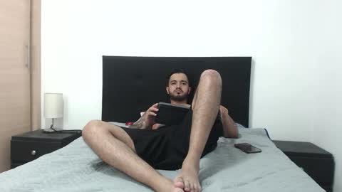 Snapshot of antony_smithh chatting on 10.29.25 antony_smithh online show from 10.29.25