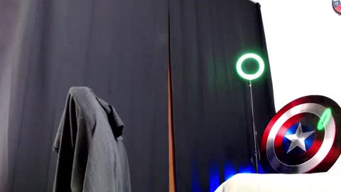 Instagram miguelangel1802  online show from 01.10.26