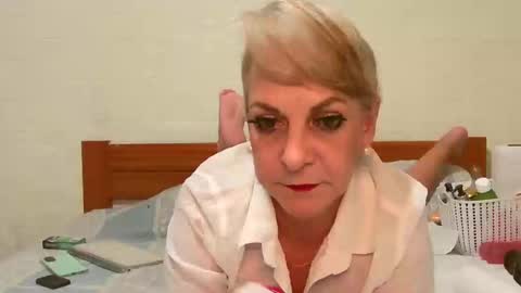 ANY CAT online show from 01.01.25