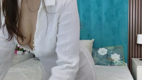 AnyaHappiness online show from 03.30.26