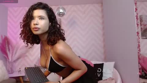 anyawink online show from 02.12.26