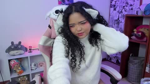 Any online show from 01.30.25