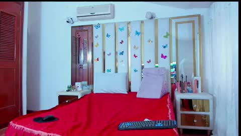 Snapshot of anyelamature chatting on 02.20.26 Anyela online show from 02.20.26