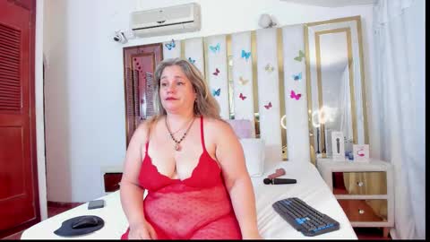 Snapshot of anyelamature chatting on 03.16.26 Anyela online show from 03.16.26