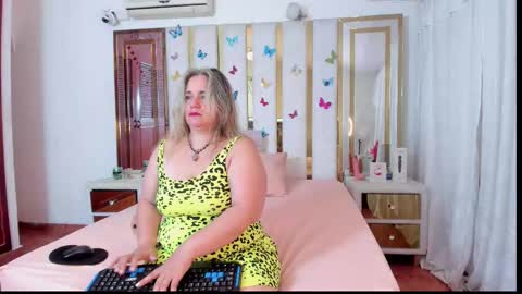 Snapshot of anyelamature chatting on 03.22.26 Anyela online show from 03.22.26