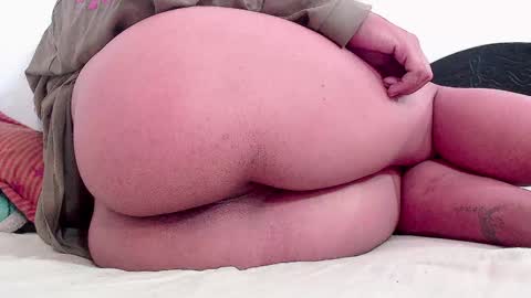 Snapshot of anyelasweetx chatting on 02.01.25 anyelasweetx online show from 02.01.25