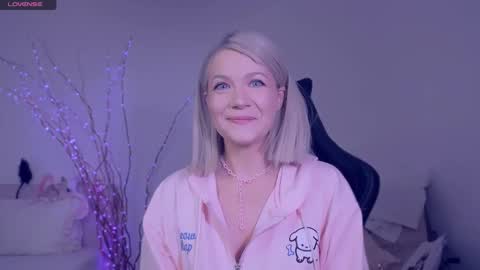 Snapshot of anykitty chatting on 12.10.24 Anykitty online show from 12.10.24