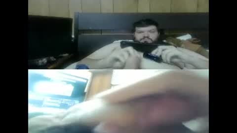 Snapshot of anythingbutordinary chatting on 12.14.25 anythingbutordinary online show from 12.14.25