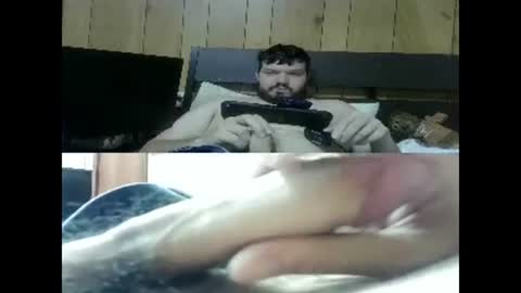 Snapshot of anythingbutordinary chatting on 12.15.25 anythingbutordinary online show from 12.15.25