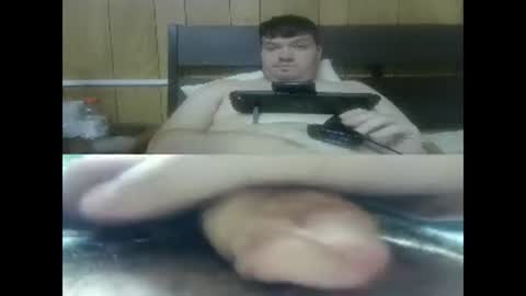 Snapshot of anythingbutordinary chatting on 12.22.25 anythingbutordinary online show from 12.22.25